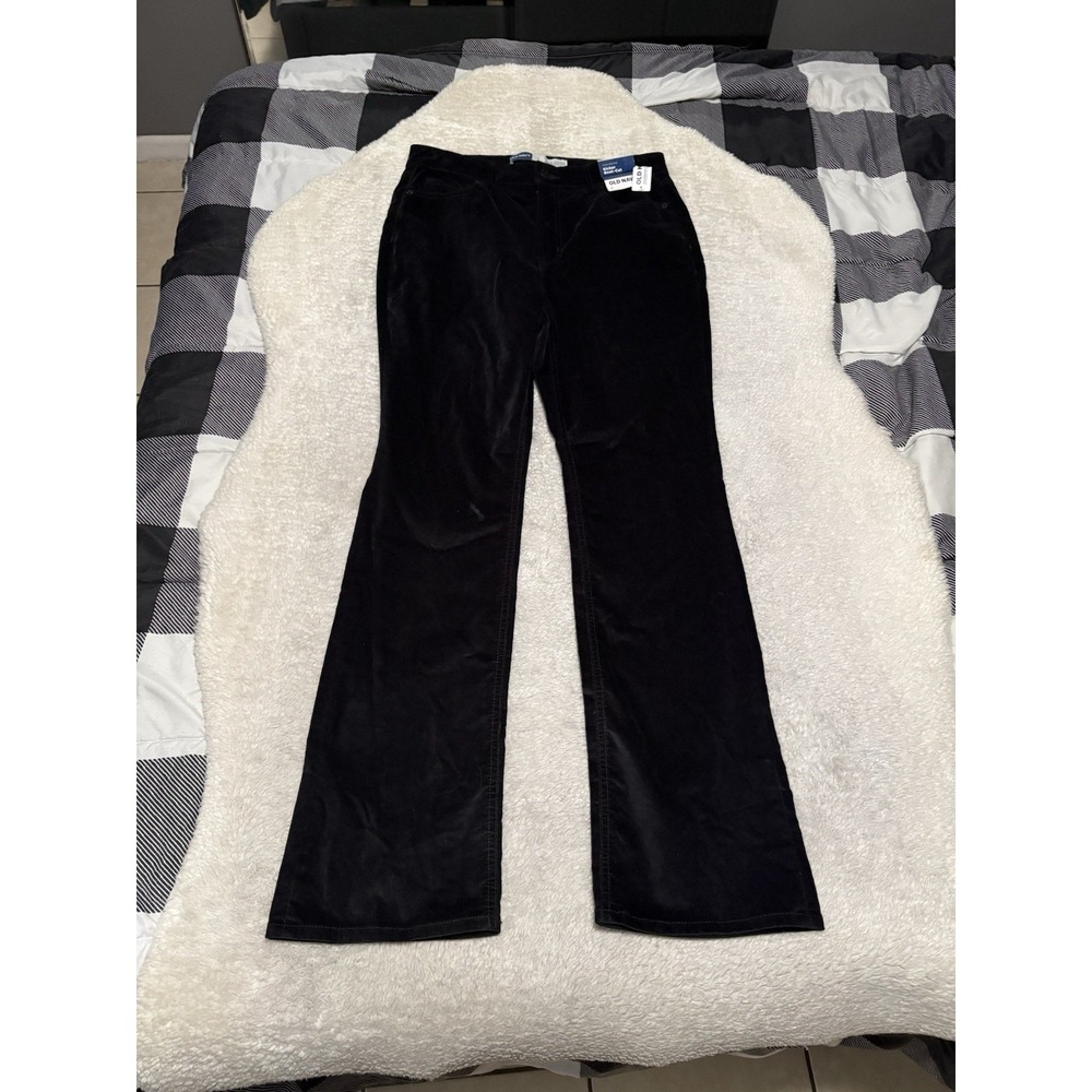 Old Navy Extra High Rise Kicker Bootcut Black Velvet Pants Size 8 NWT